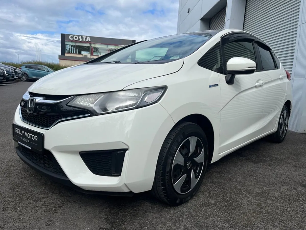Honda Fit 1.5 Petrol Hybrid Auto  tiny Mileage - Image 3