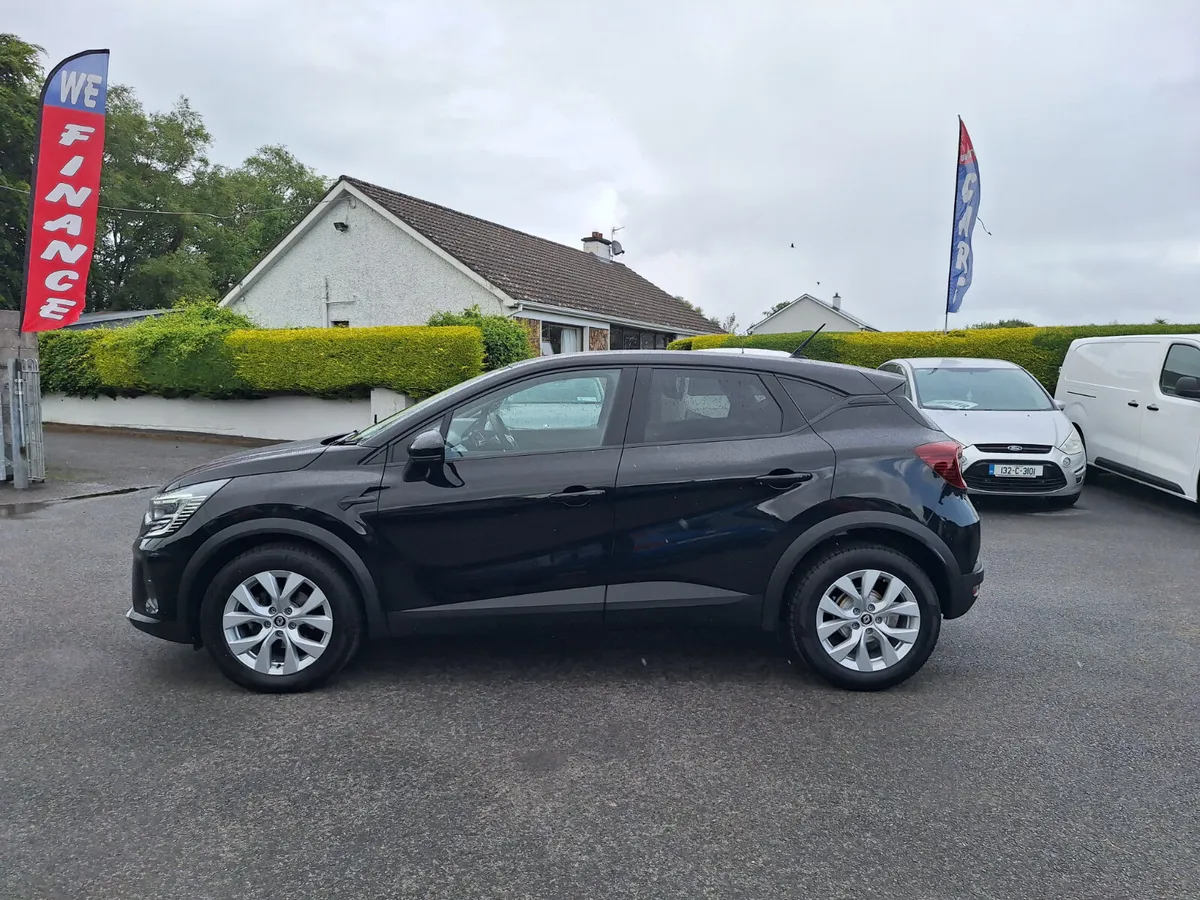 Renault Captur Iconic 1.0 *High Spec/New Model - Image 4