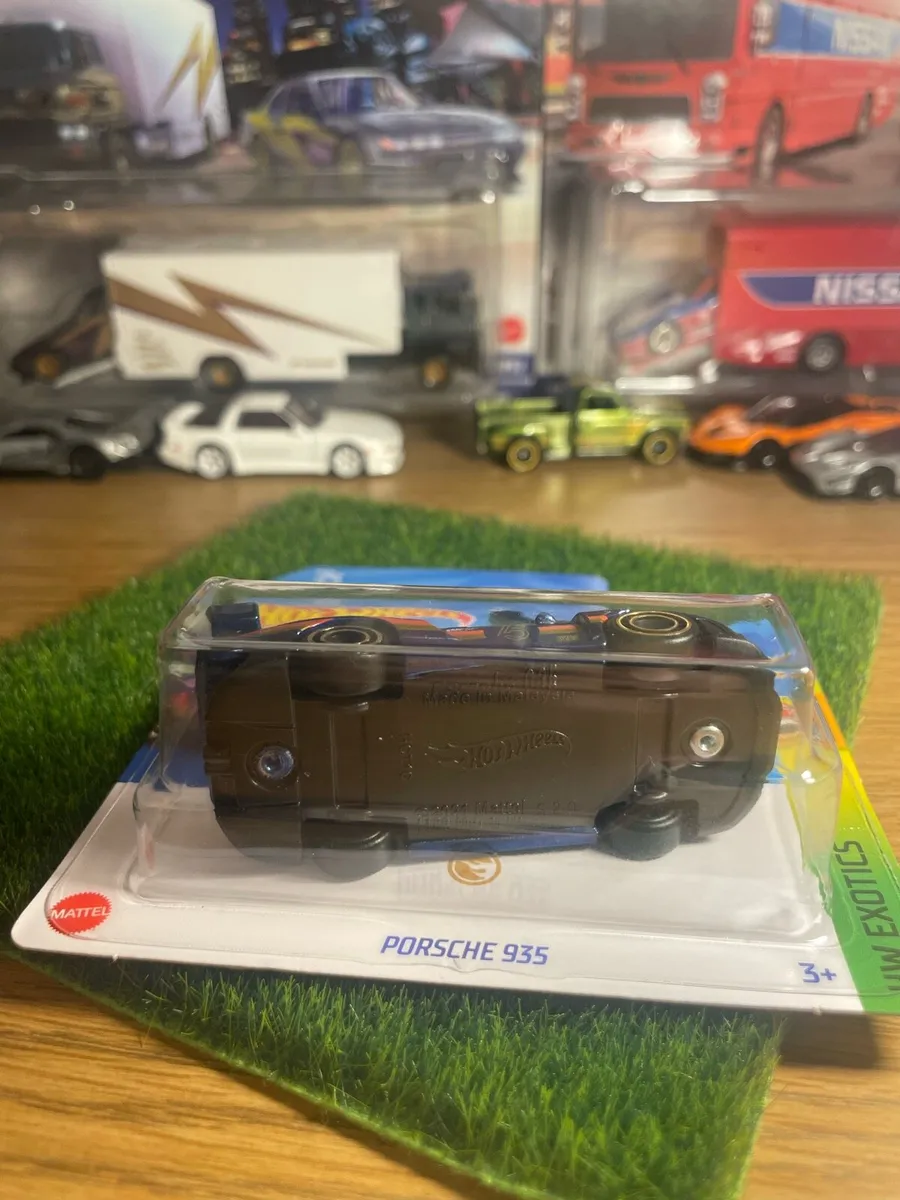 Hotwheels Porsche 935 SUPER TRESURE HUNT - Image 3