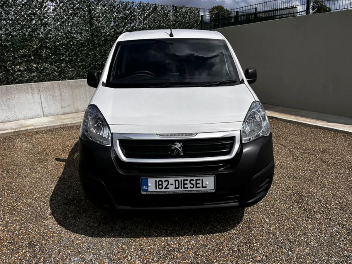 Peugeot Partner Professional L1 Blue 100bhp - Image 3