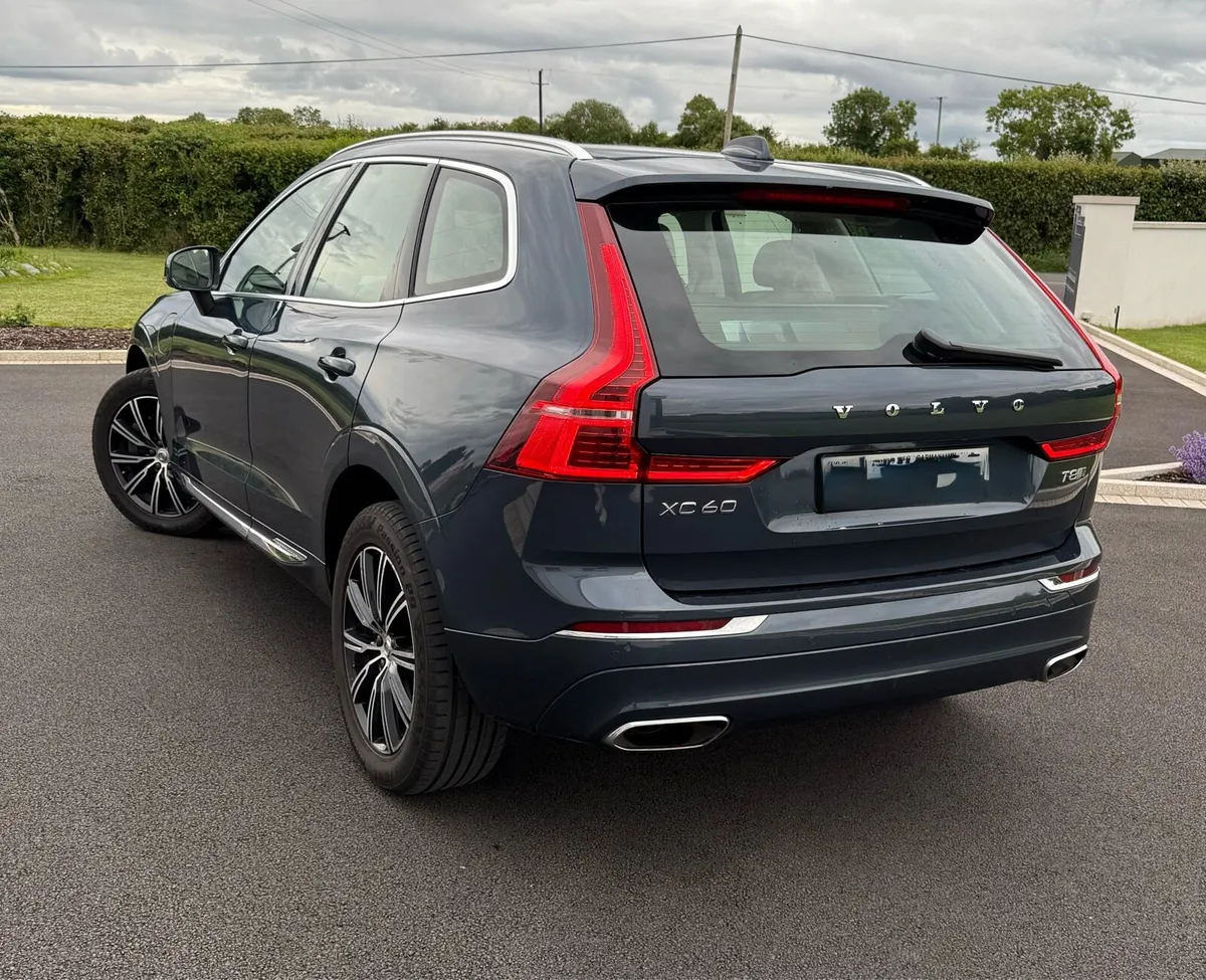 Pristine 2020 Volvo XC60 Inscription T8 PHEV AWD - Image 2