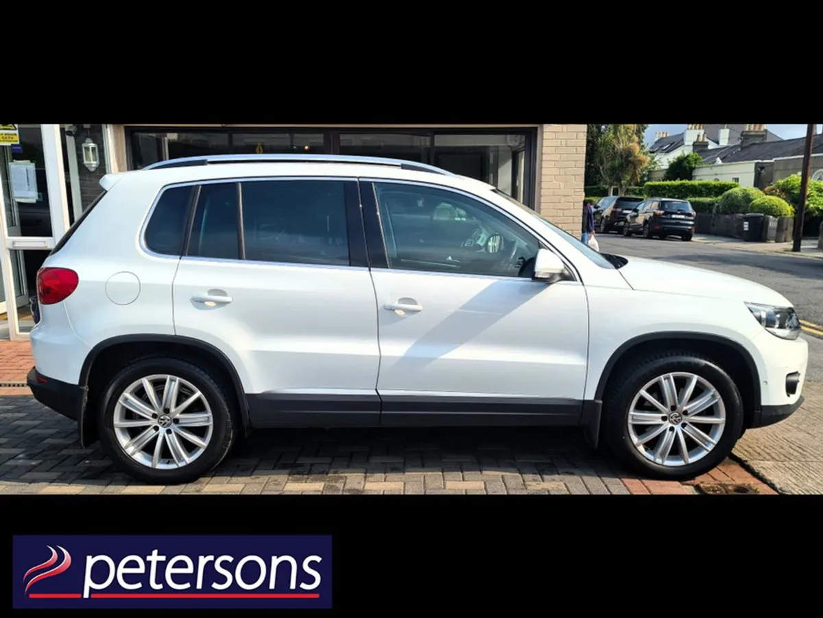 Volkswagen Tiguan Sport 2.0 TDI 110HP Manual 6spe - Image 4