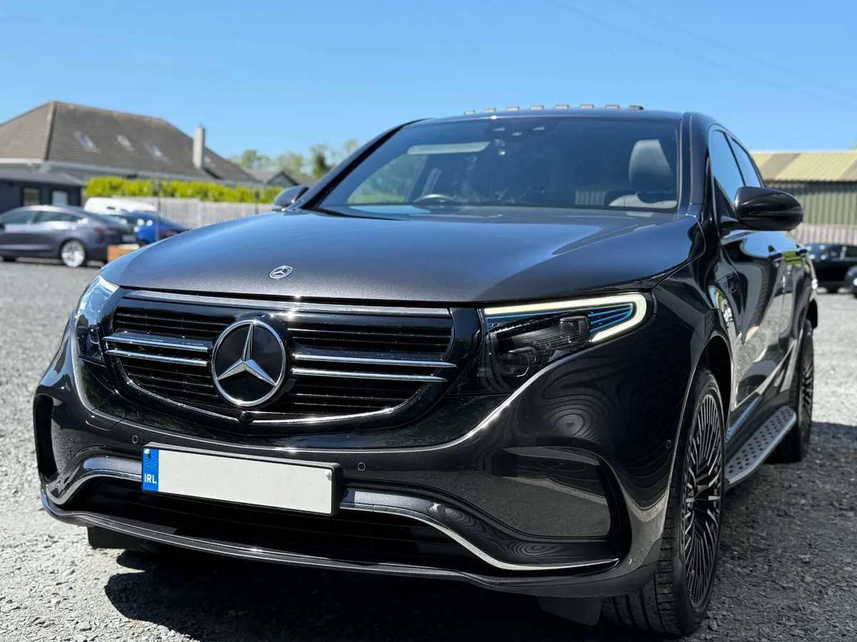 201 Mercedes EQC 400 Premium Plus - Image 4