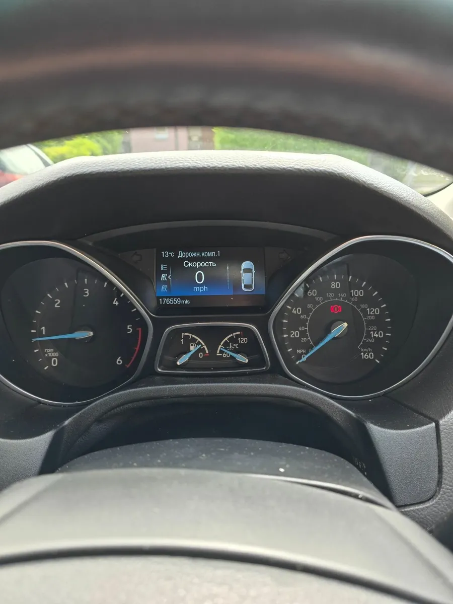 Ford Focus 2015 - Image 2