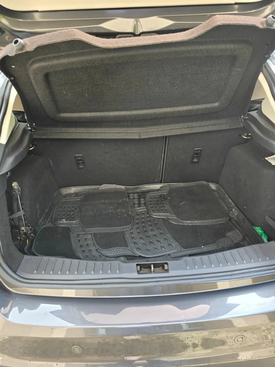 Ford Focus 2015 - Image 4
