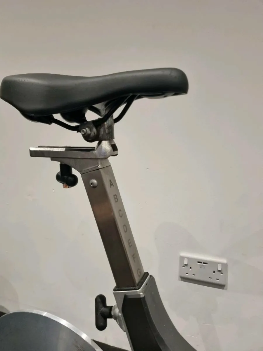 Keiser M3 Spin bikes (8 available) - Image 4