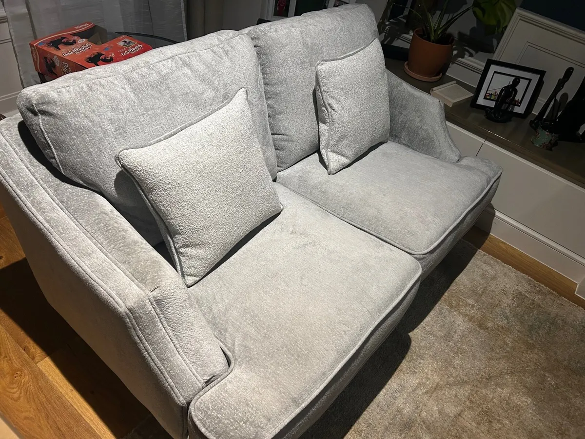 Couch - Image 1