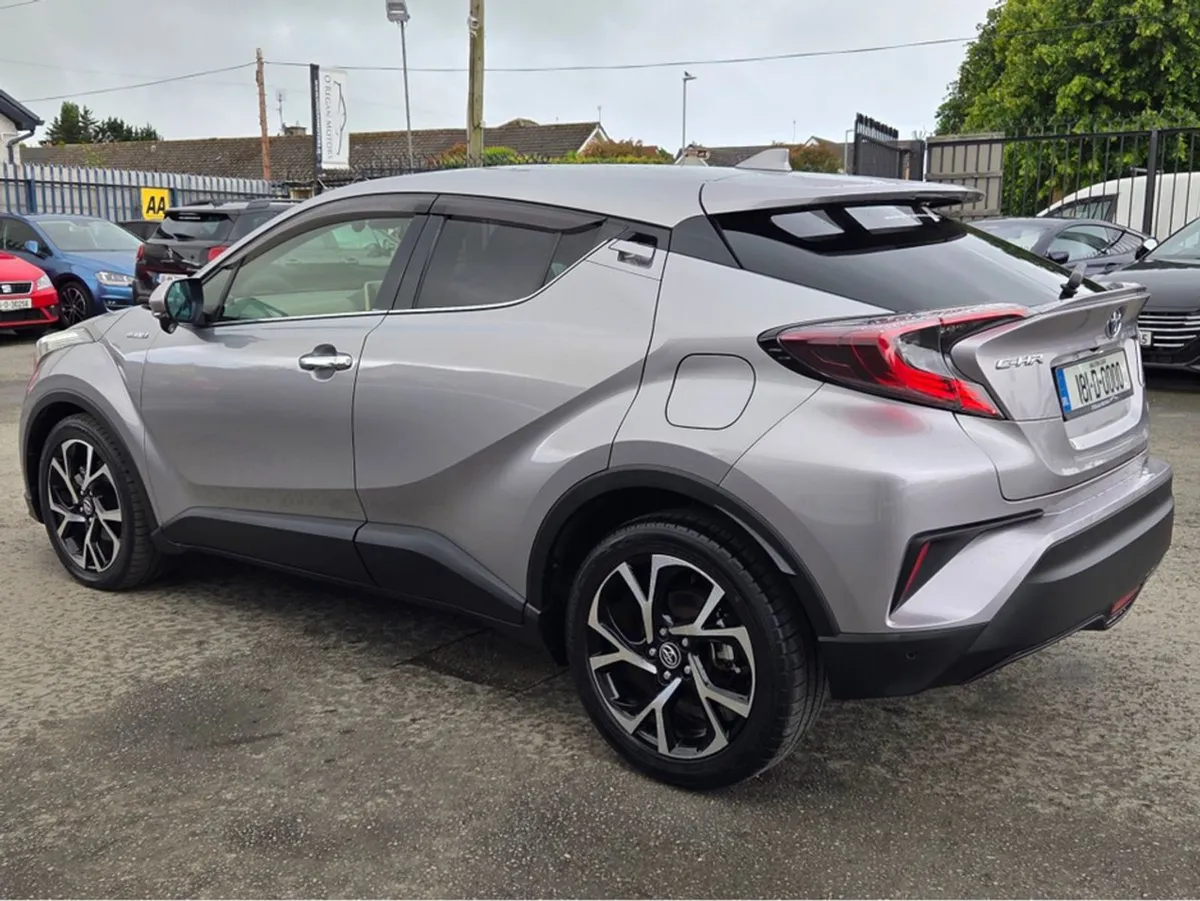 Toyota C-HR 1.8 Hybrid Sport Auto - Image 4