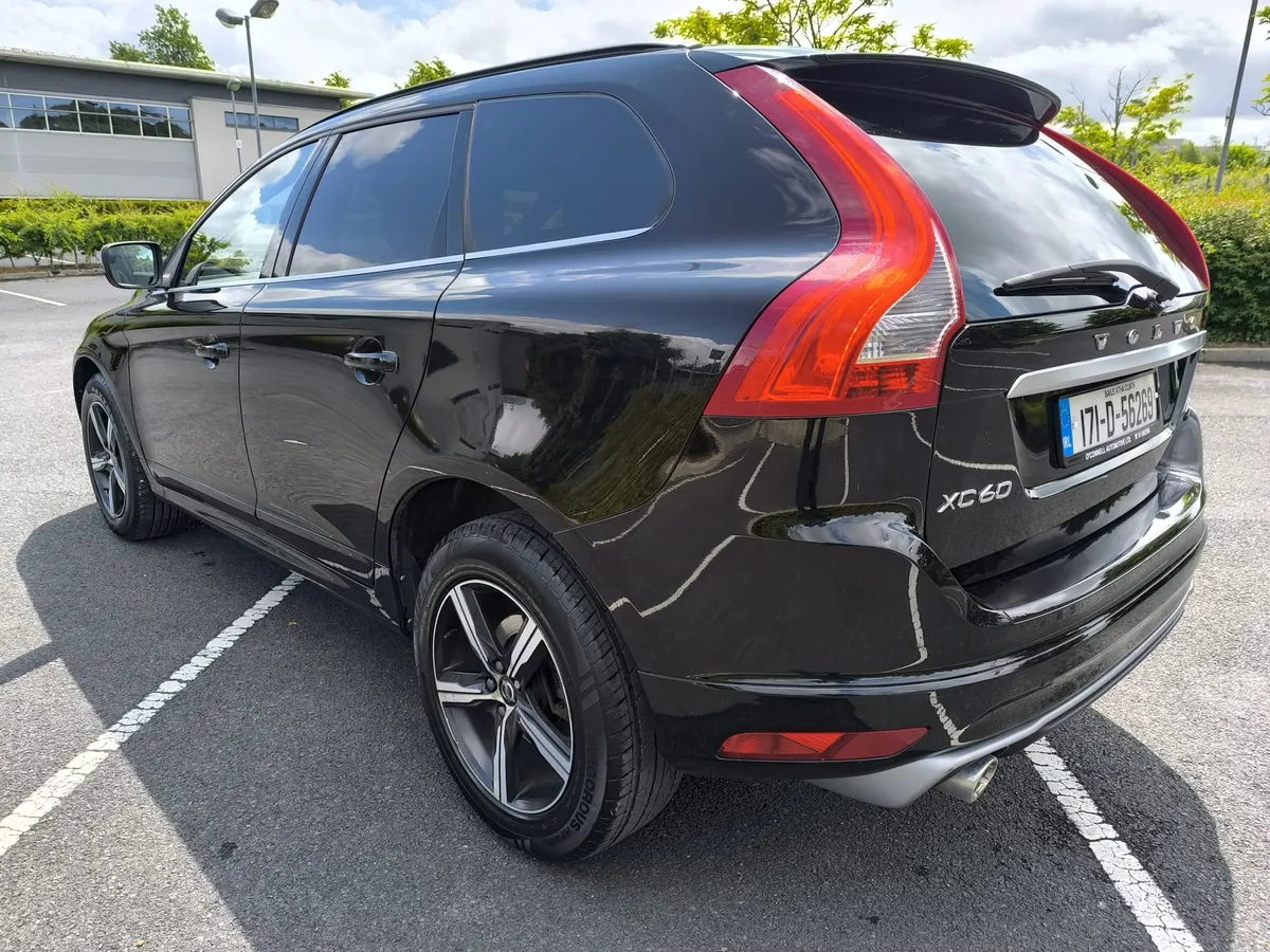 2017 VOLVO XC60 D4 R DESIGN AUTOMATIC - Image 3