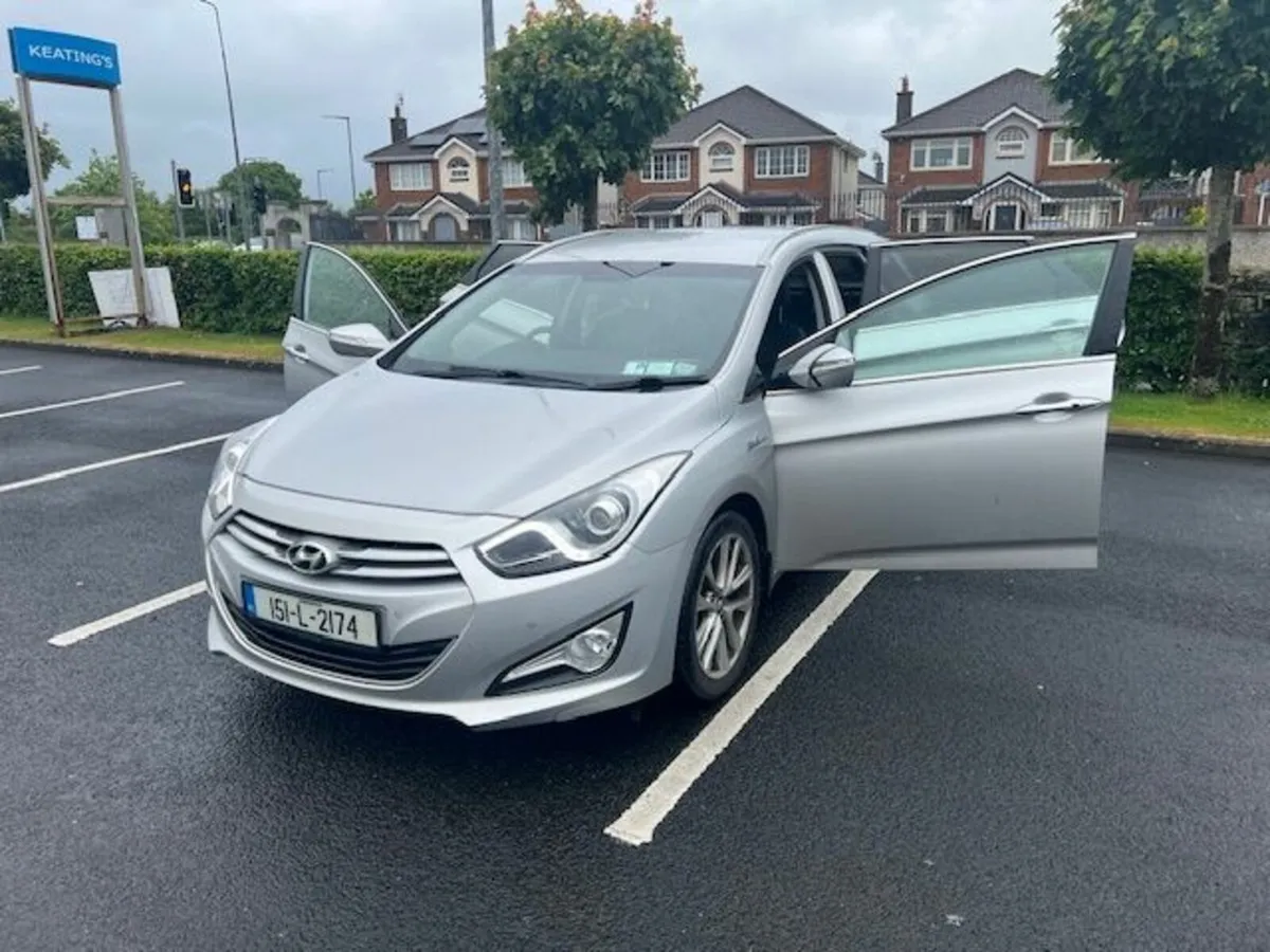 HYUNDAI I40 TOURER EXECUTIVE PLUS 5DR ESTATE - Image 3