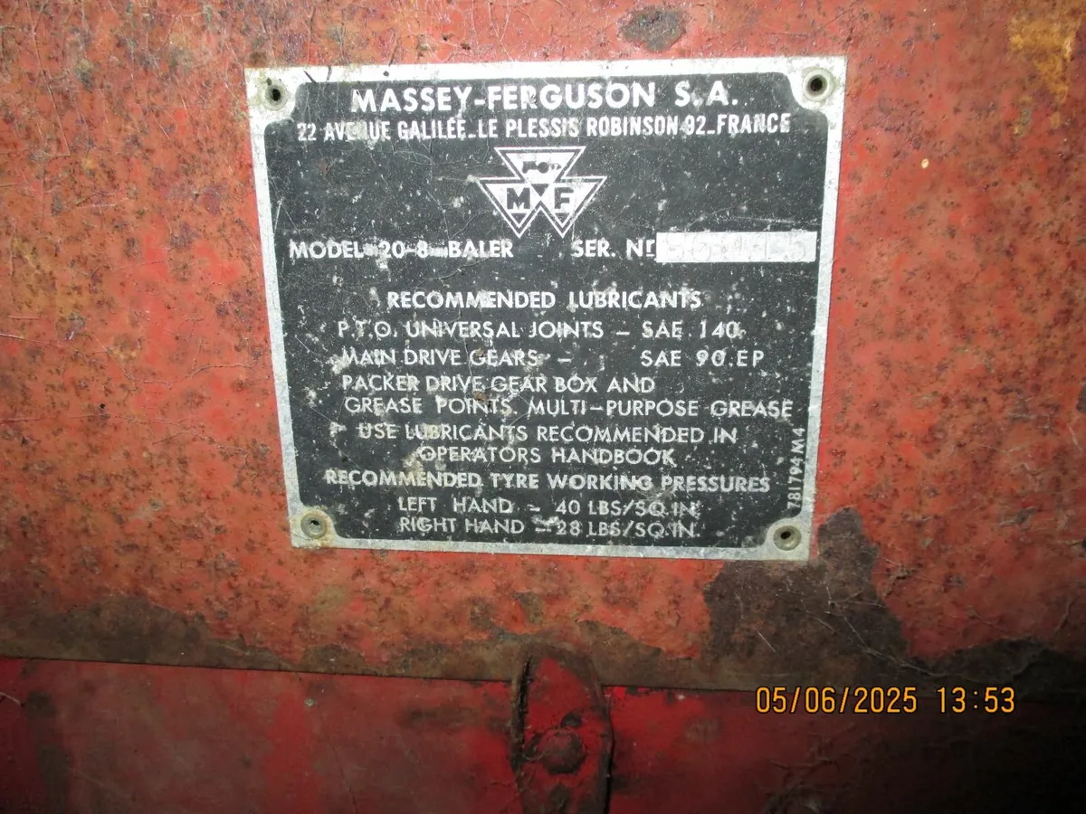 Massey Ferguson 20-8 square baler - Image 2