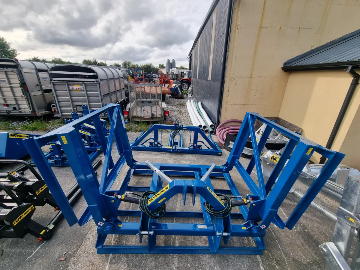 New Fleming 12 Foot Hydraulic Land Leveller - Image 1