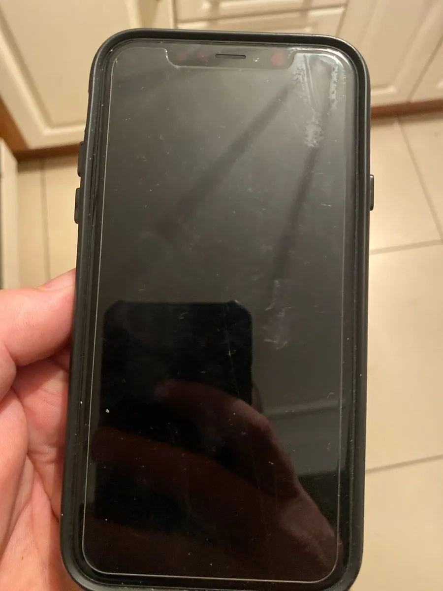 IPhone XR - Image 1