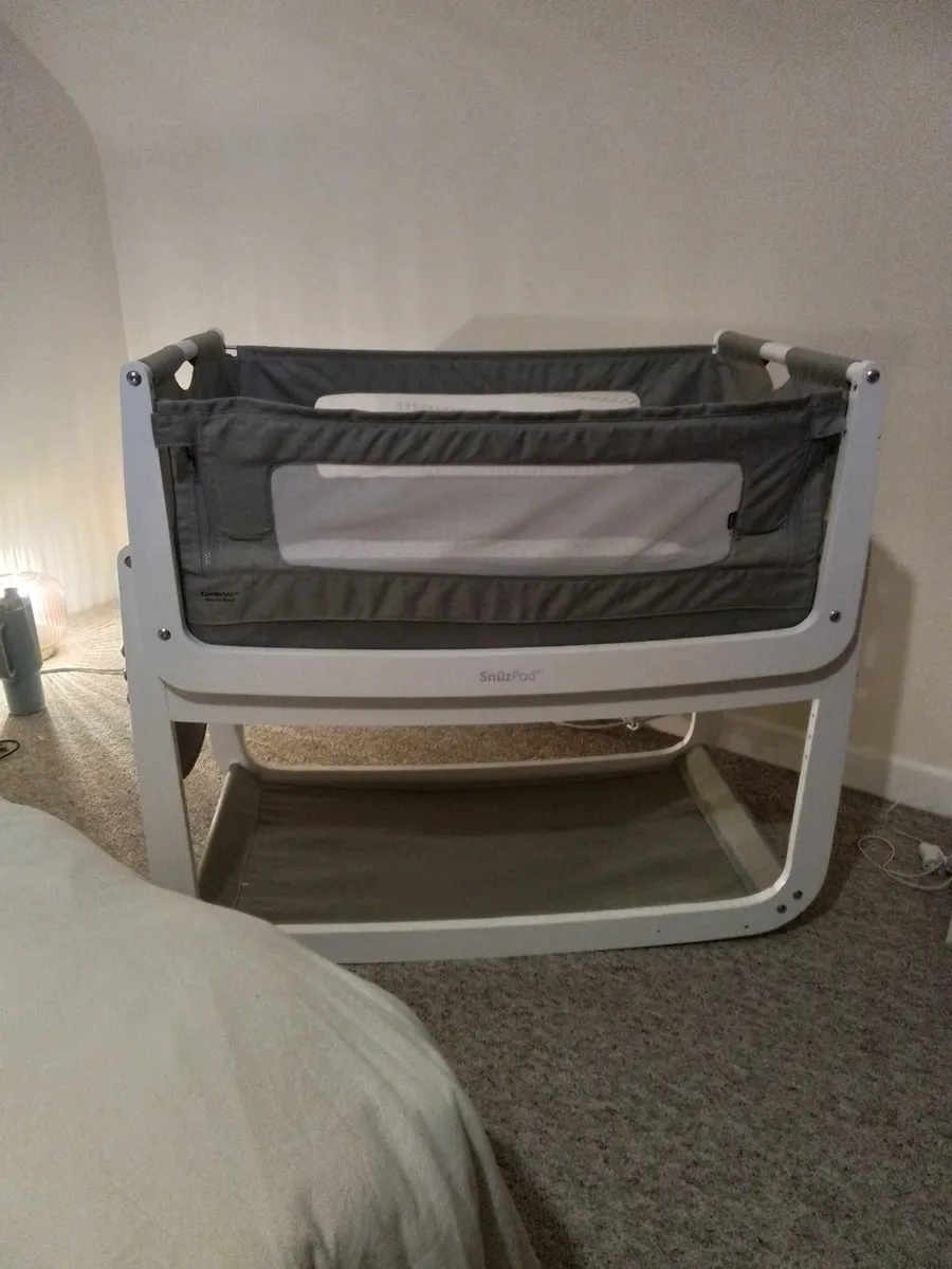 Baby crib - Image 1