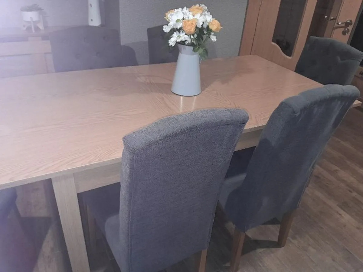 dining - Image 3