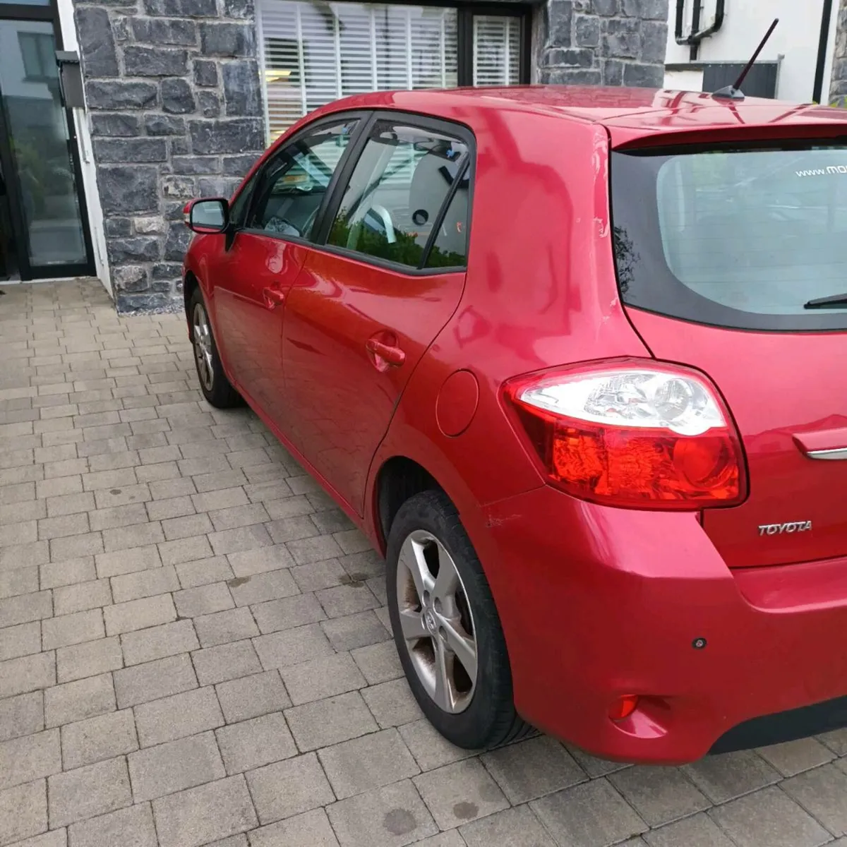 Toyota Auris 1.33 Low Mileage - Image 4