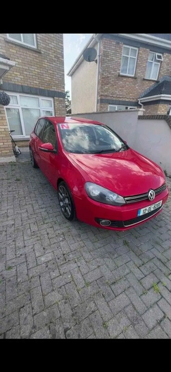 2012 Volkswagen Golf - Image 2