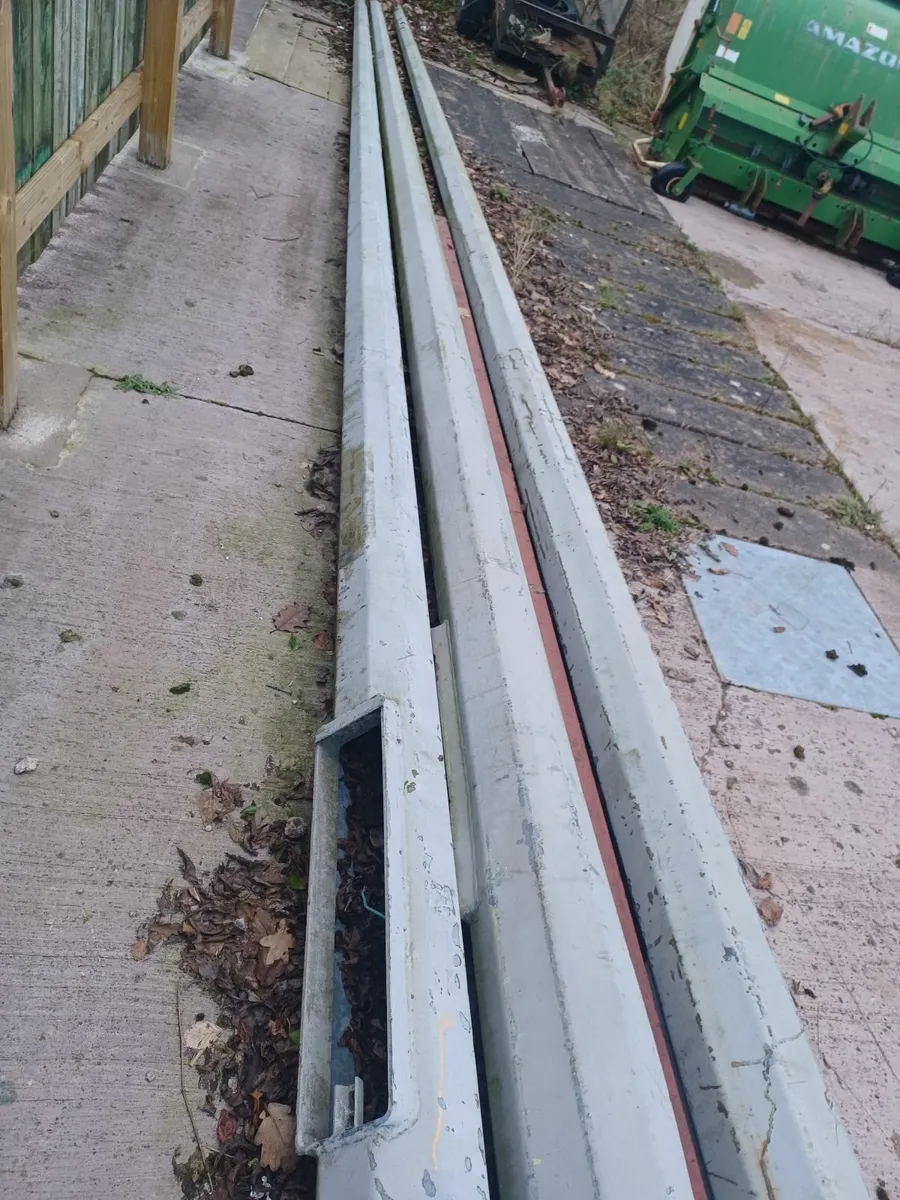 10m lighting columns - Image 1