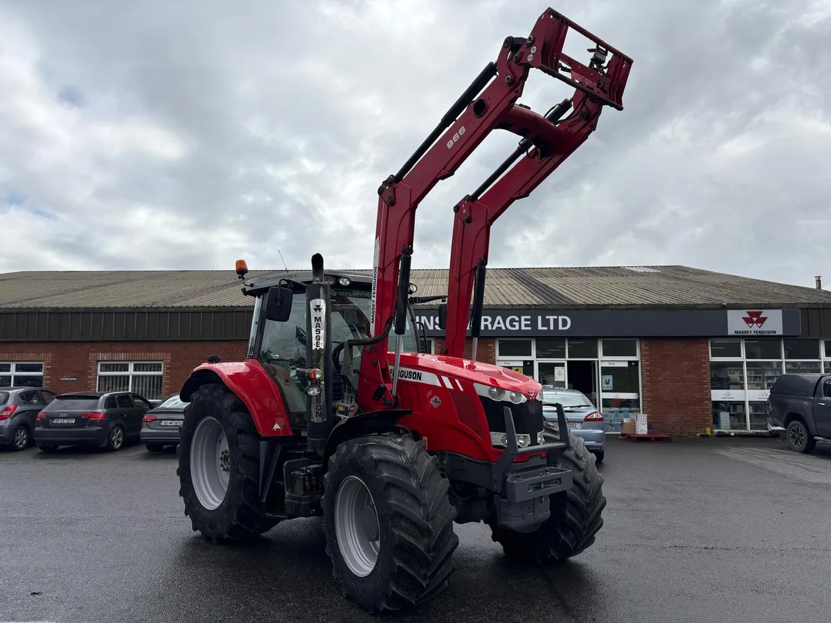 Massey Ferguson 7718 Dyna 6 2017 - Image 2