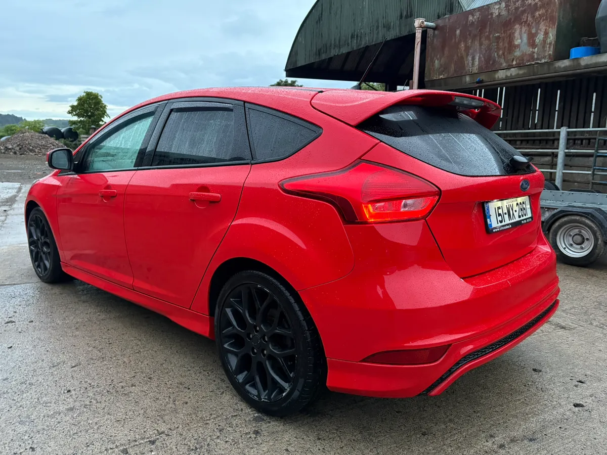 2015 Ford Focus Zetec-S 1.6 TDCi 113 Bhp - Image 3