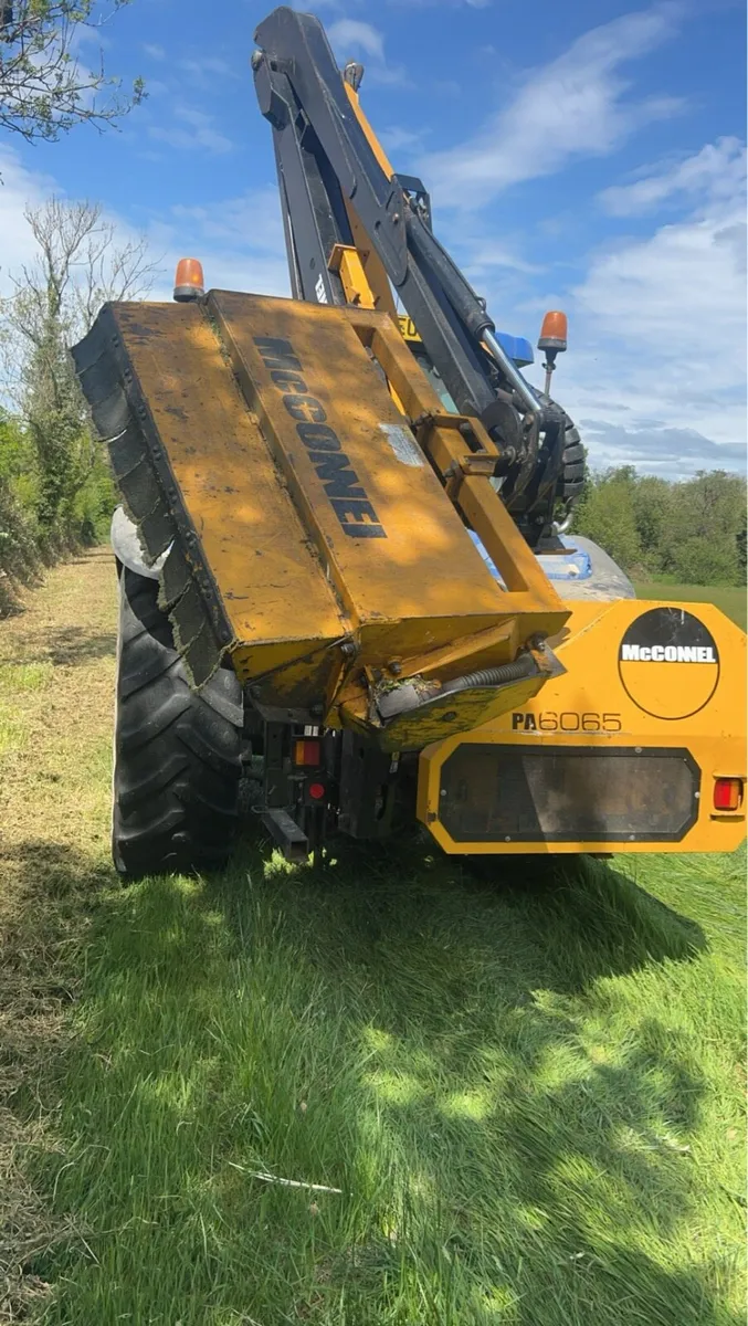 McConnel 6065 Hedgecutter - Image 2