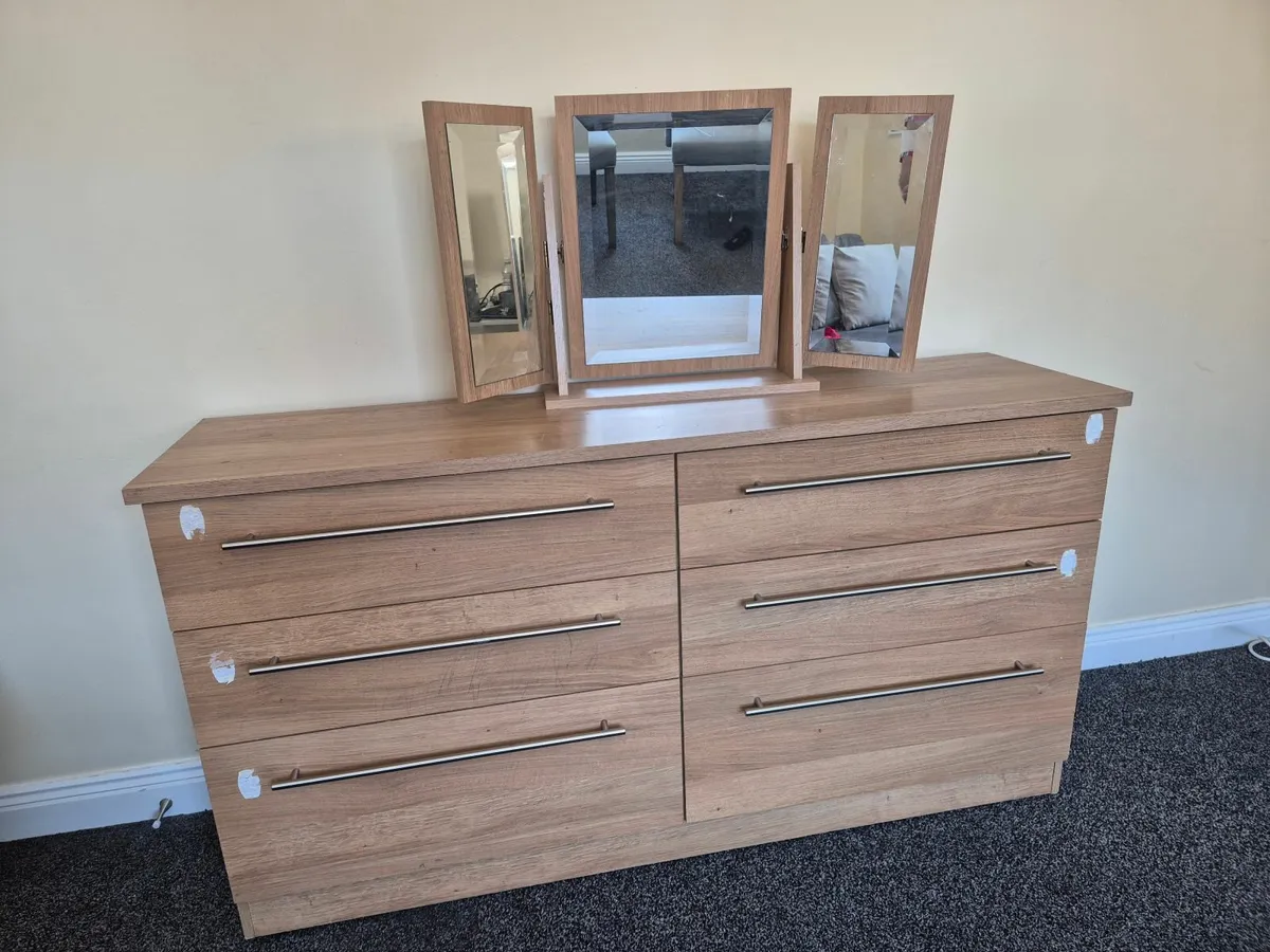 Dressing Table - Image 2