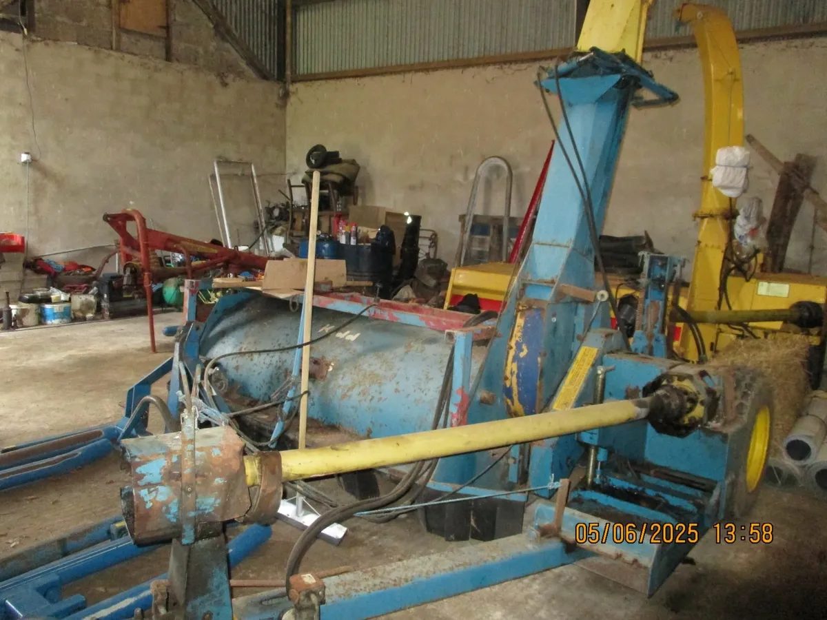 Kidd 346-6 Double Chop Harvester - Image 1