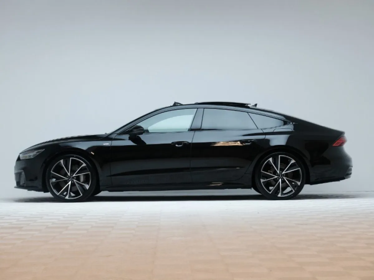 Audi A7 S Line Black Edition 50 Tfsi E - Image 4