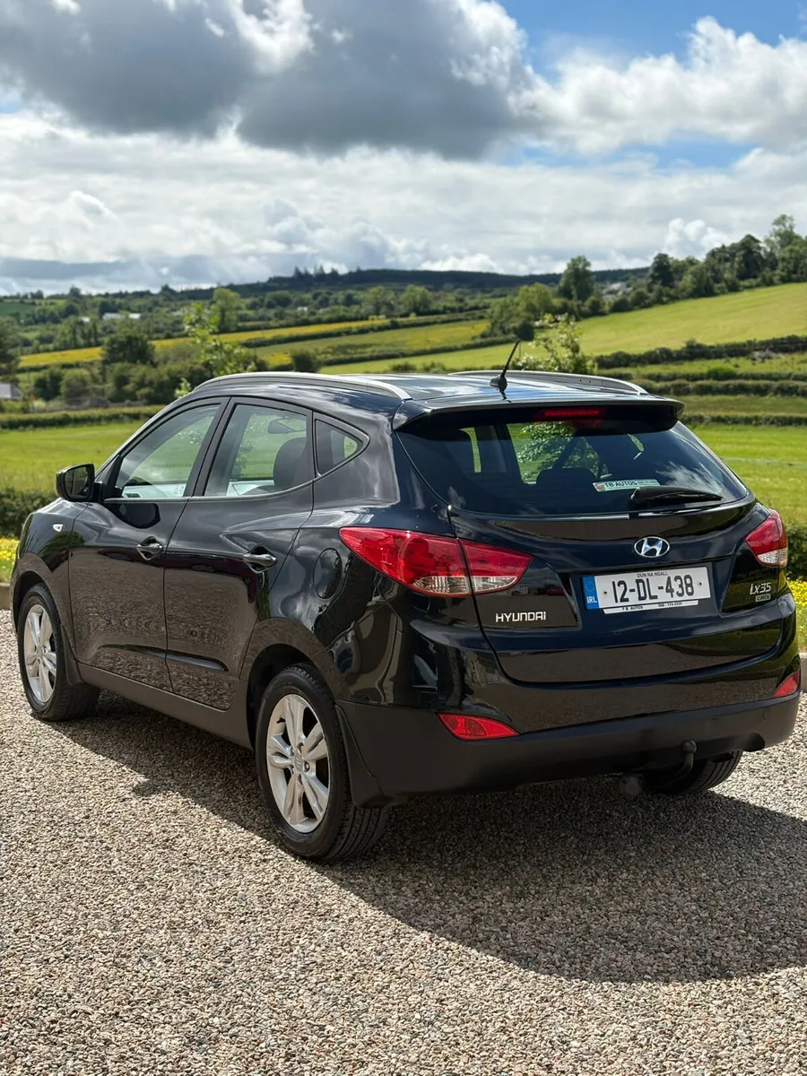 2012 Hyundai ix35 1.7 CRDI Executive - Image 3