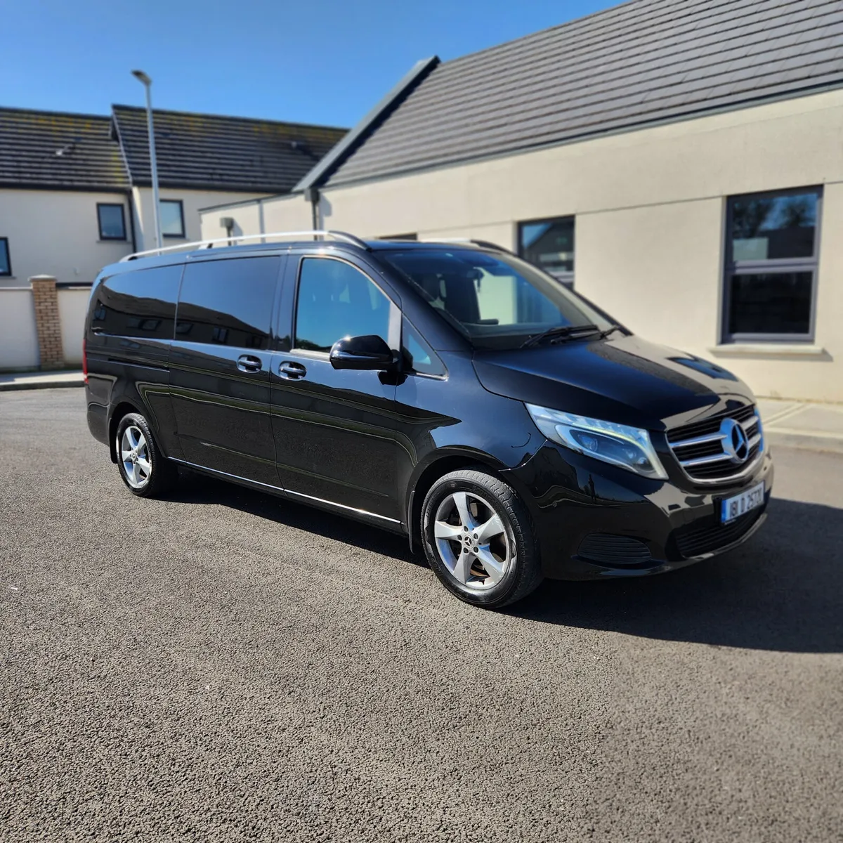 181 MERCEDES V250 CDI X-LONG 7 SEATER - Image 1