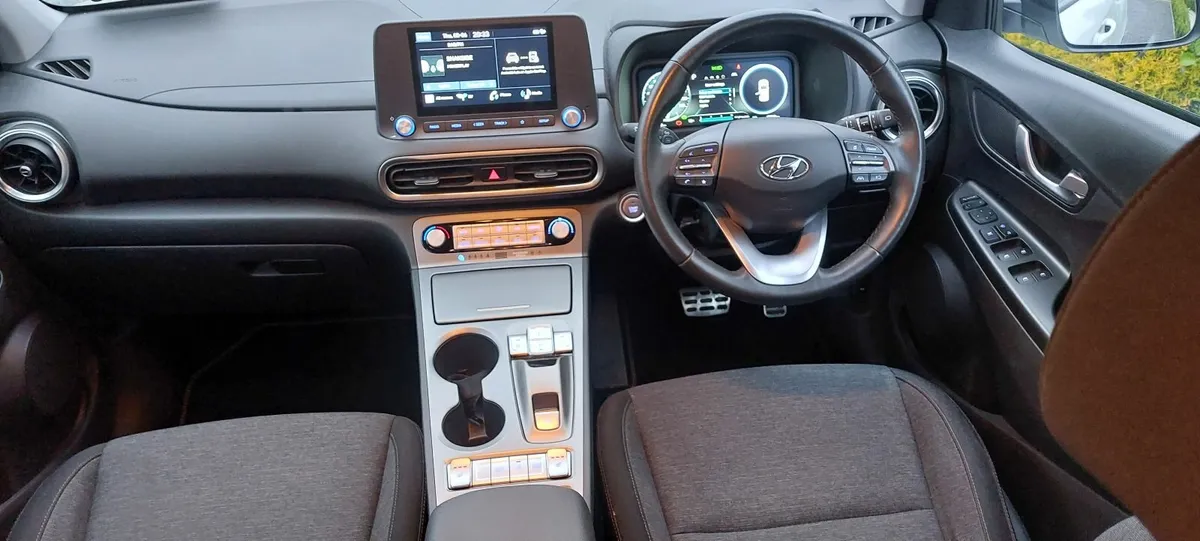 231 Hyundai KONA Premium Spec - Auto 40kWh - Image 2