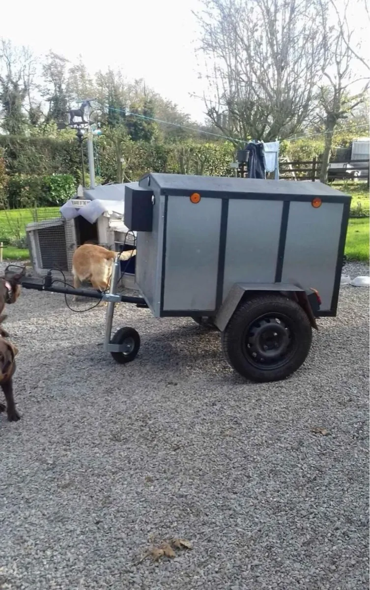 Dog Trailer - Image 1