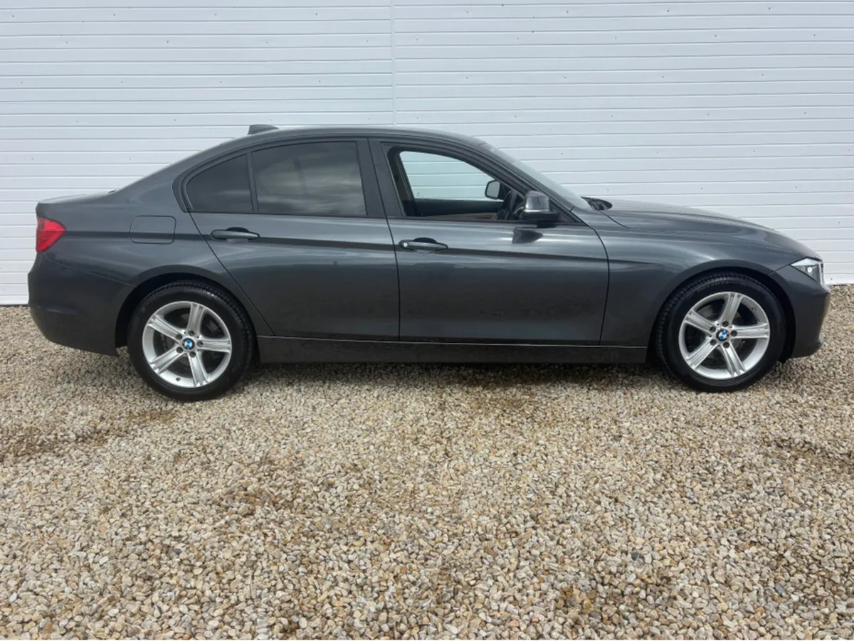 BMW 3-Series 316D SE NEW NCT LOW KMS - Image 4