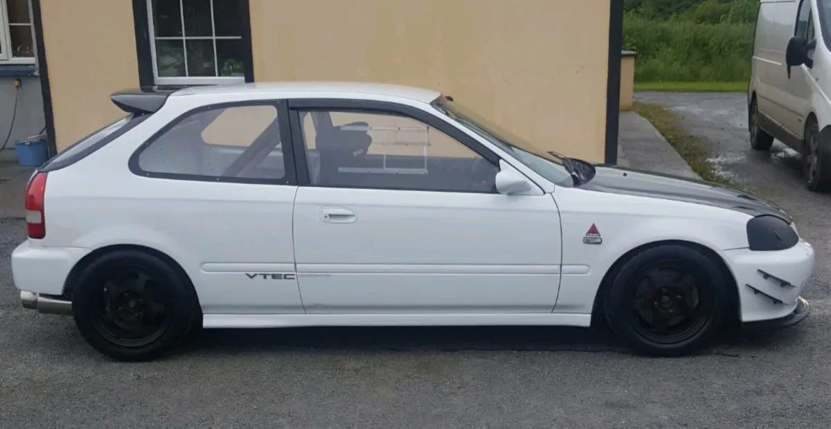 Honda parts - Image 1