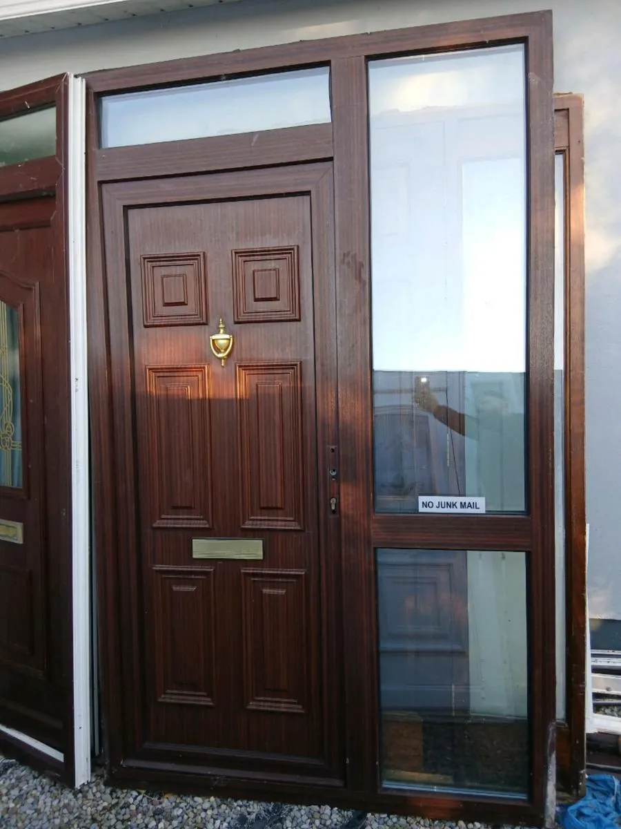 ✳️ HIGH QUALITY UPVC FRONT DOOR FOR SALE