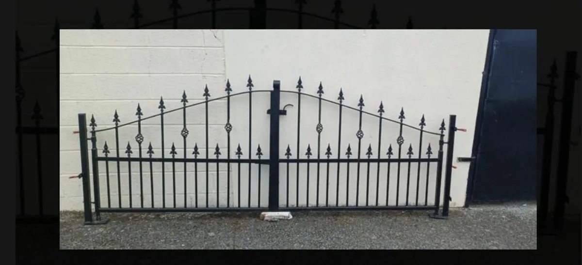 Garden gates - Image 1