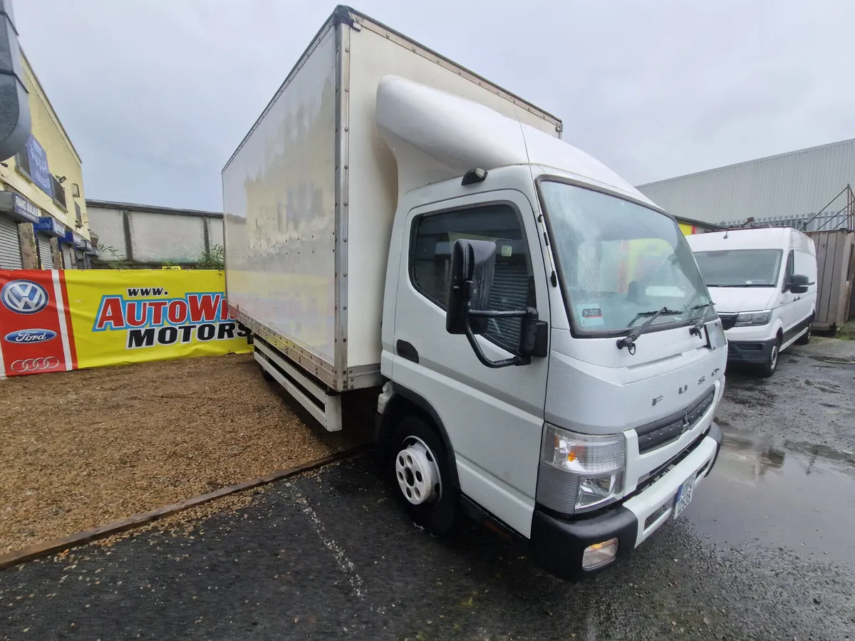 THOMAS MC CLEAN FUSO 2017  Mitsubishi Fuso Canter - Image 1