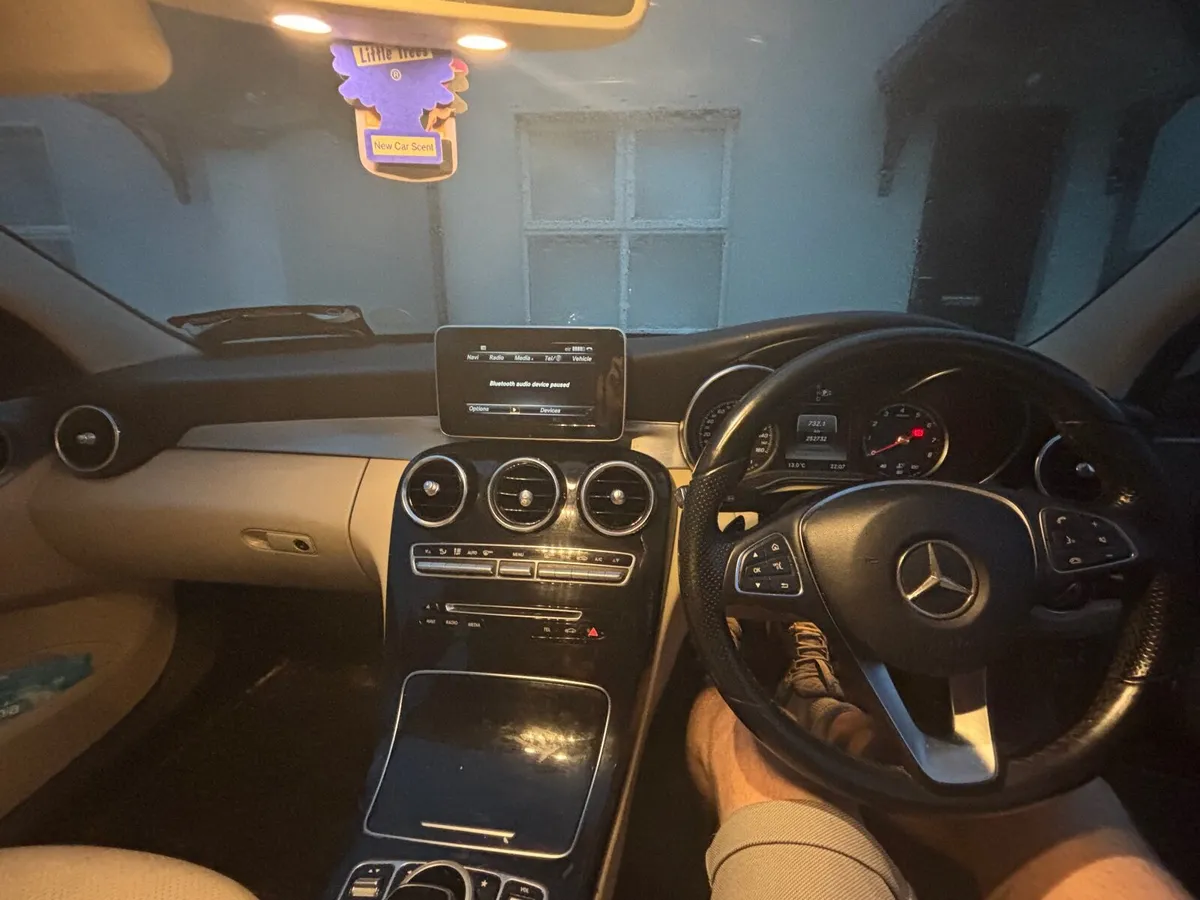 Mercedes-Benz C-Class 2015 - Image 3