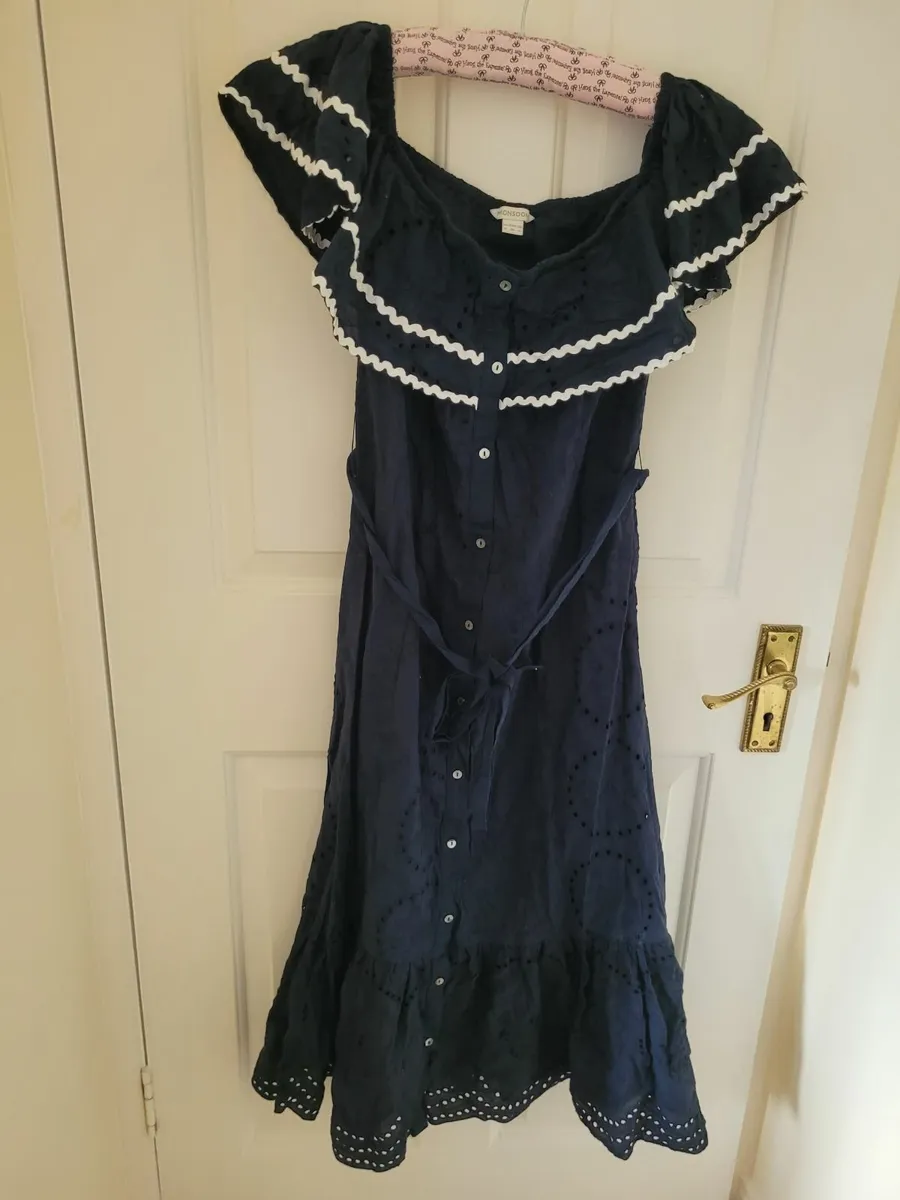Summer Dress Size 8 - Image 2
