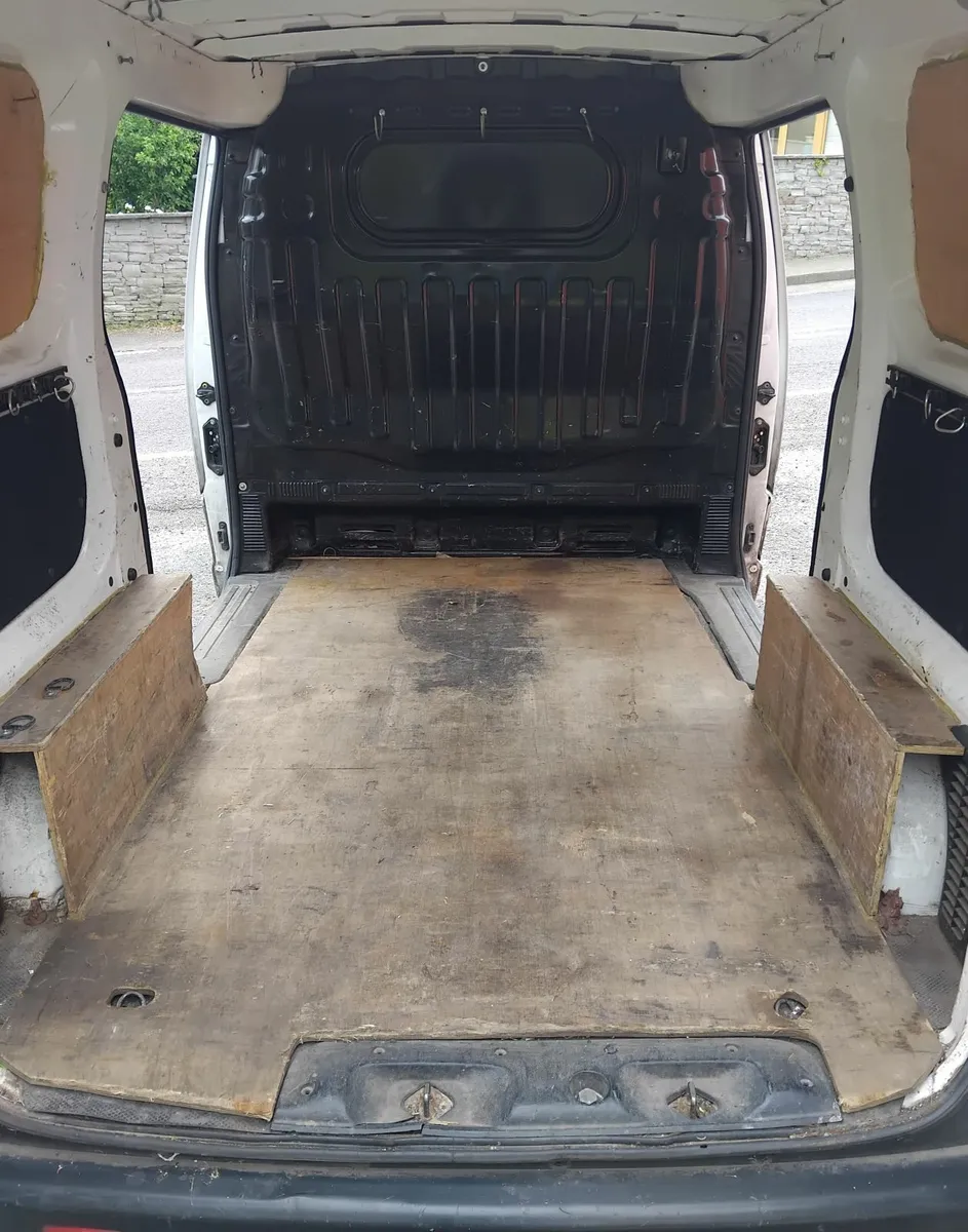 Nissan NV200 2015 - Image 3