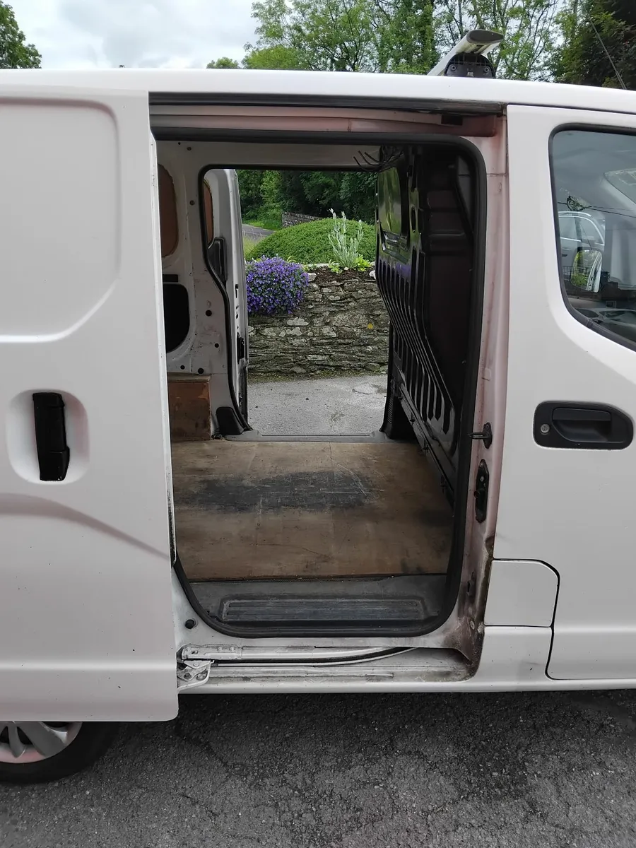 Nissan NV200 2015 - Image 4