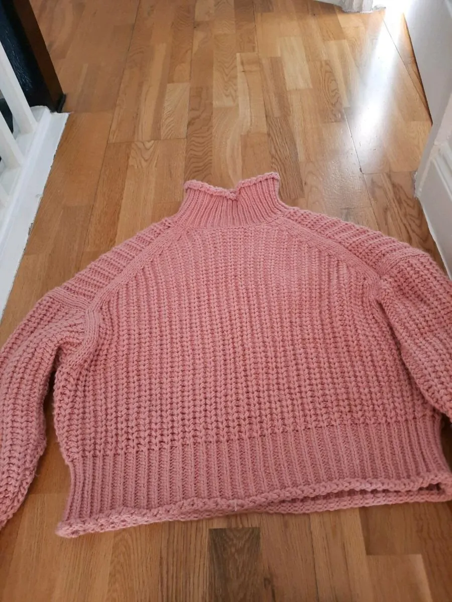 Coral knit Jumper - Image 1