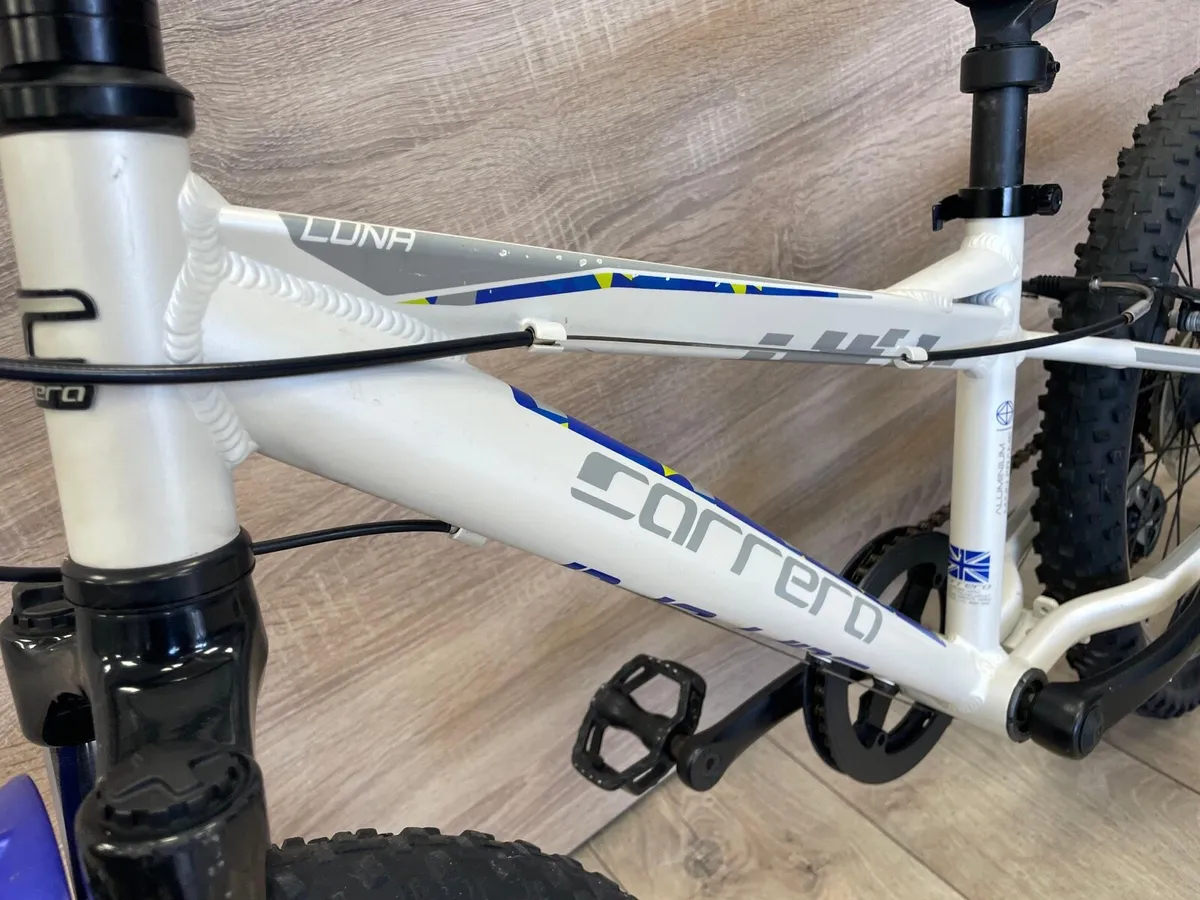 Carrera Luna 20 mountain bike (like new) - Image 2