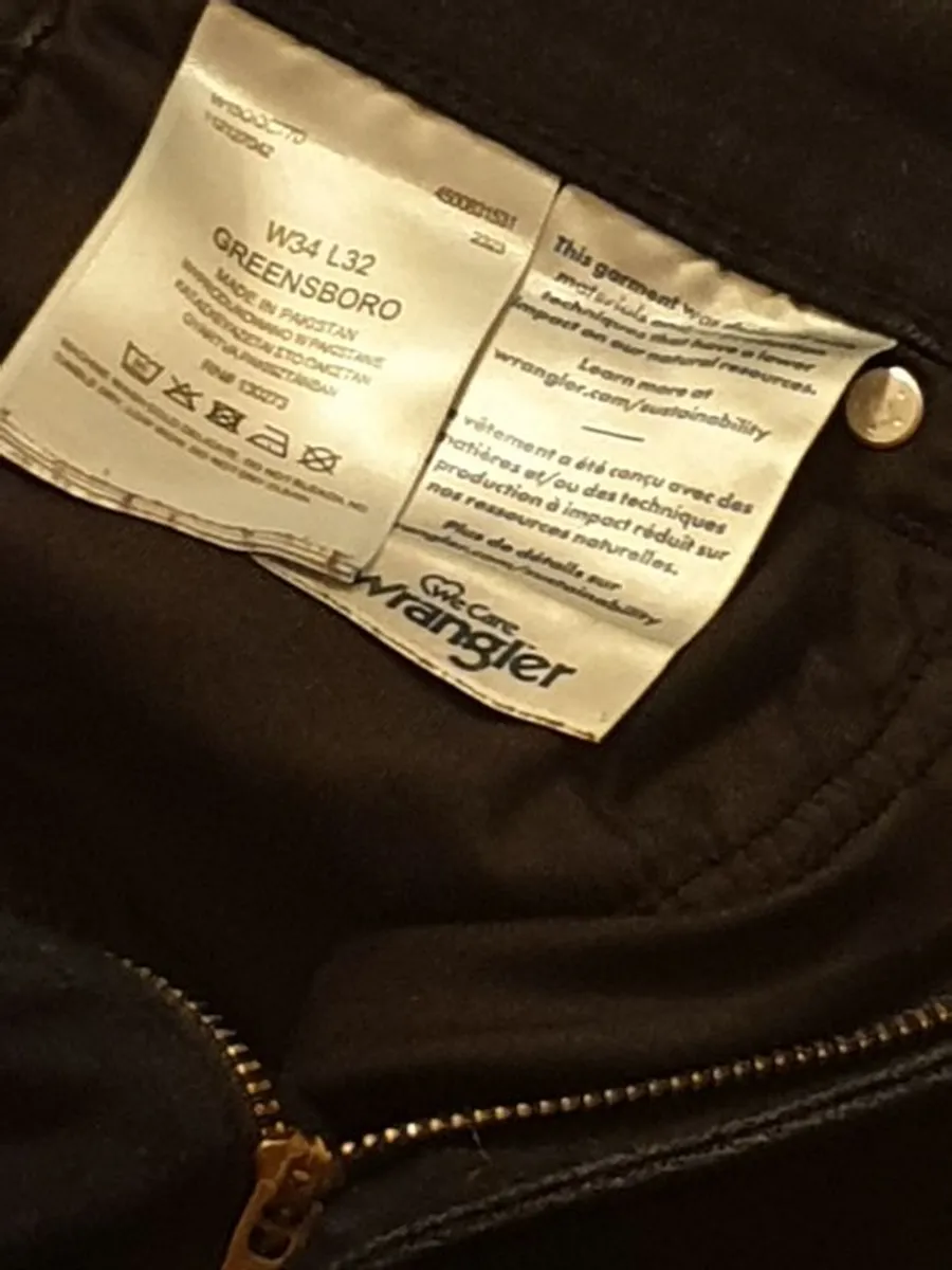 Some unworn new  clothes  and  some worn items - Image 2