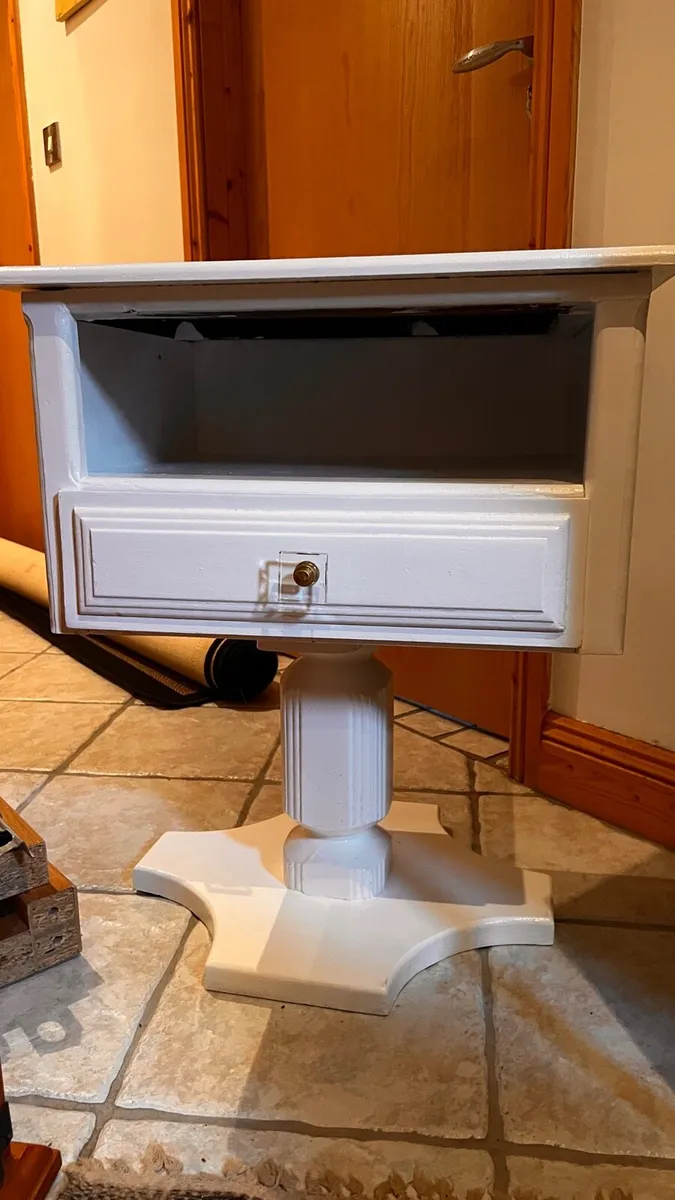 Bedside lockers - Image 1