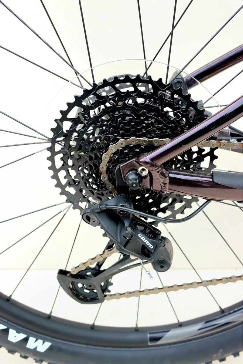 GIANT STANCE 1  (NEW) / Mountain Bike: - Image 3