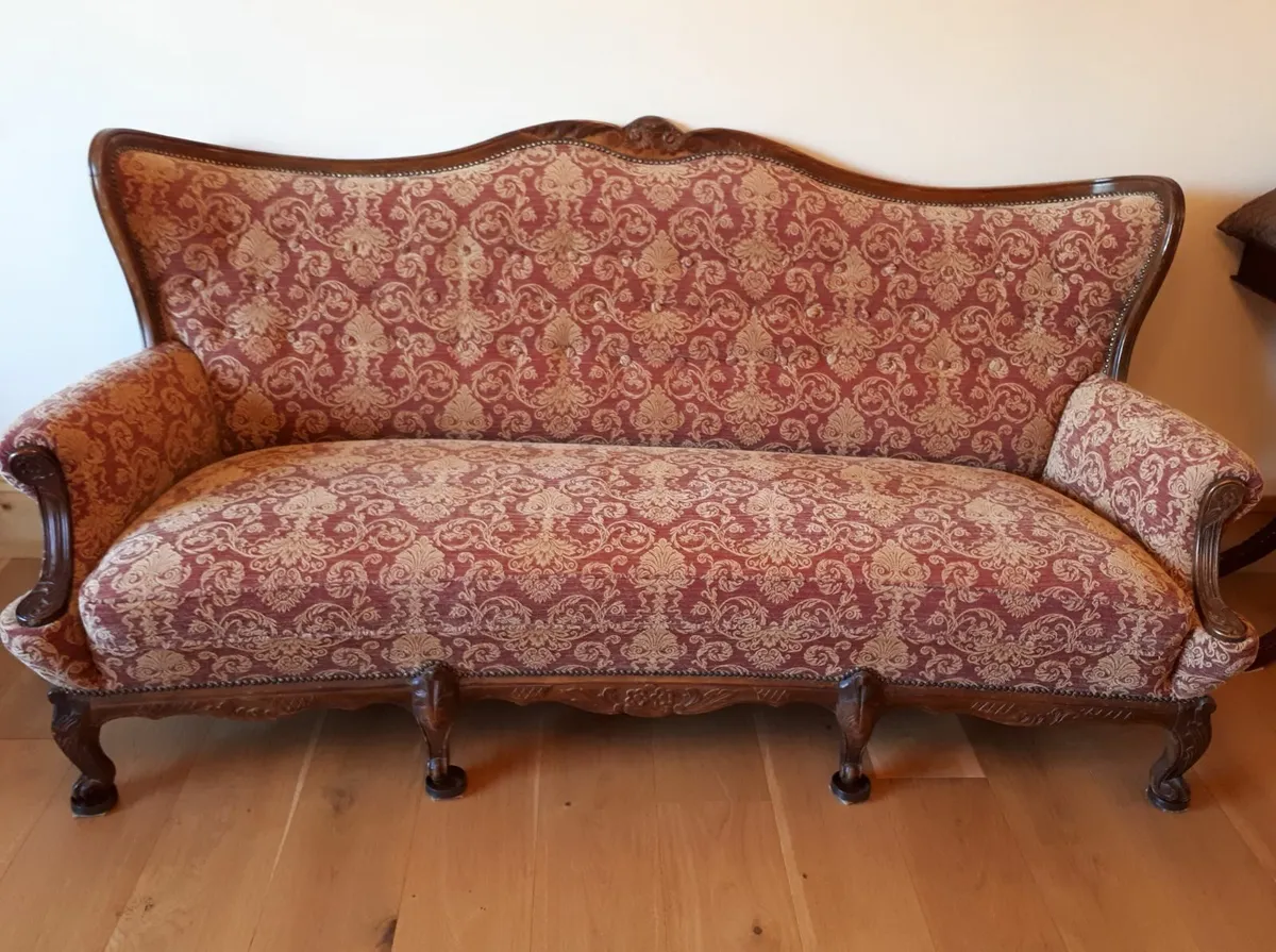 Vintage Baroque Sofa + 2 Armchairs & Footstool - Image 2