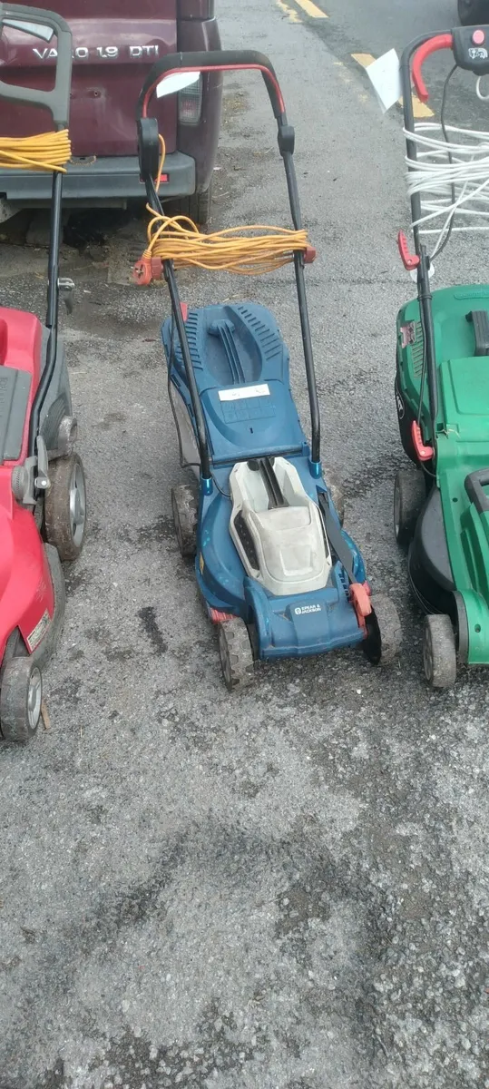 4 electric lawnmower working 100-percent - Image 4