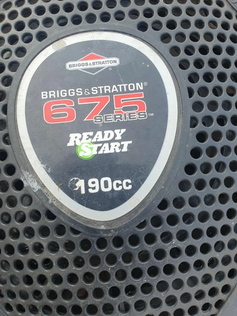 Pro pulse 675 Brixton Stratton self-drive lawnmowe - Image 2