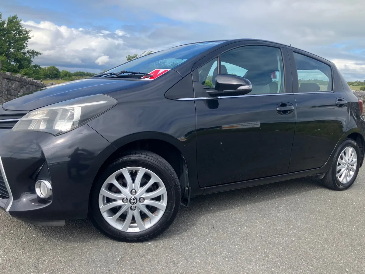 Toyota Yaris 1.0P - Image 2